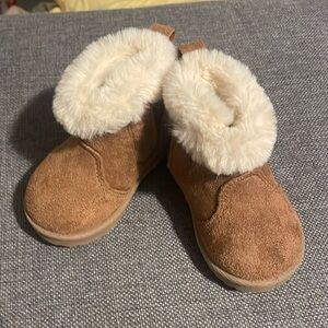 Baby girl boots